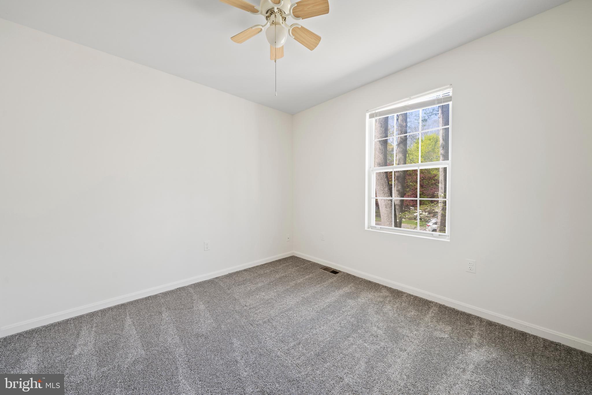 OLD BAYSIDE - Residential