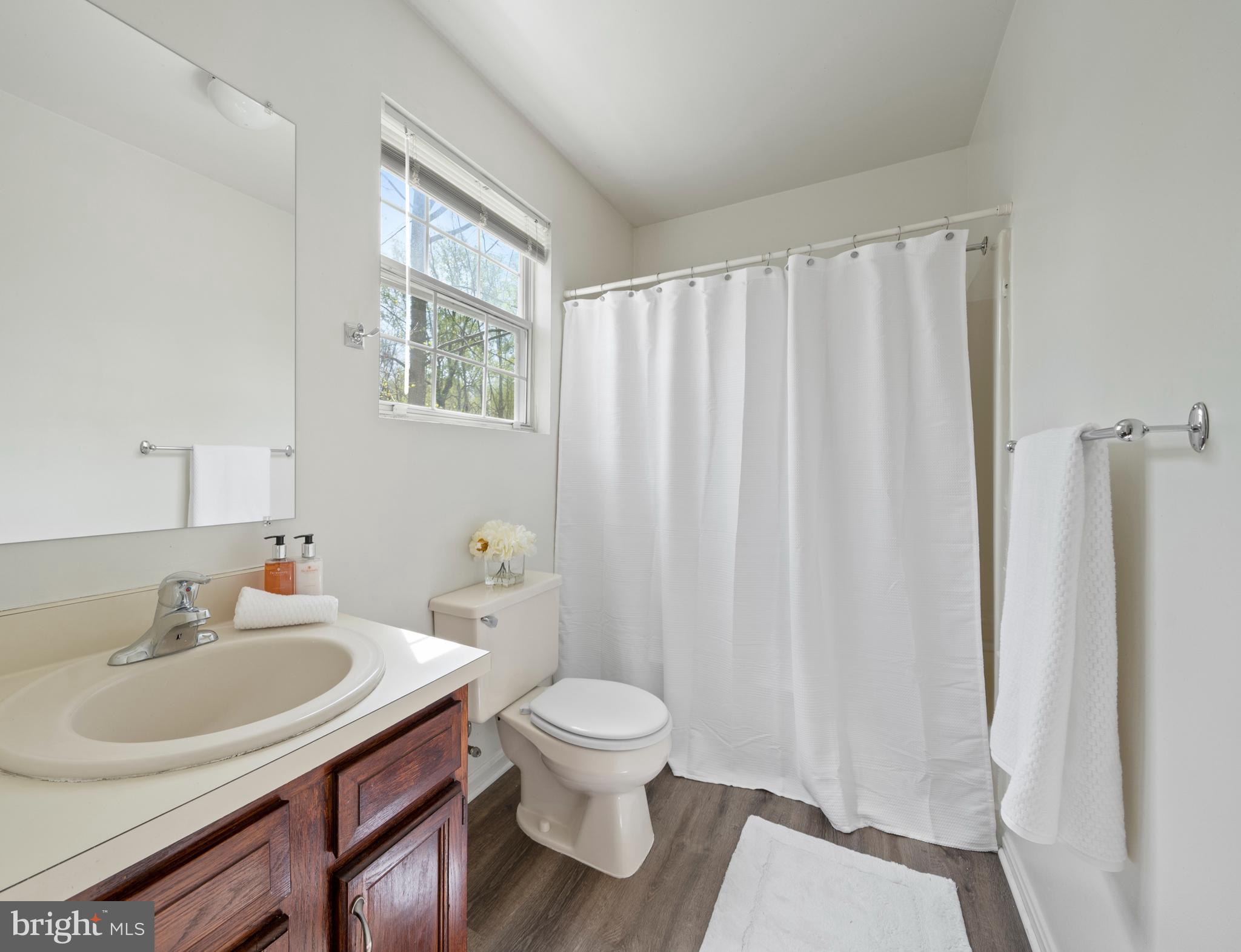 OLD BAYSIDE - Residential