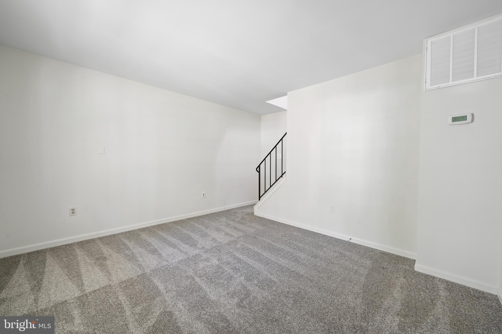 OLD BAYSIDE - Residential