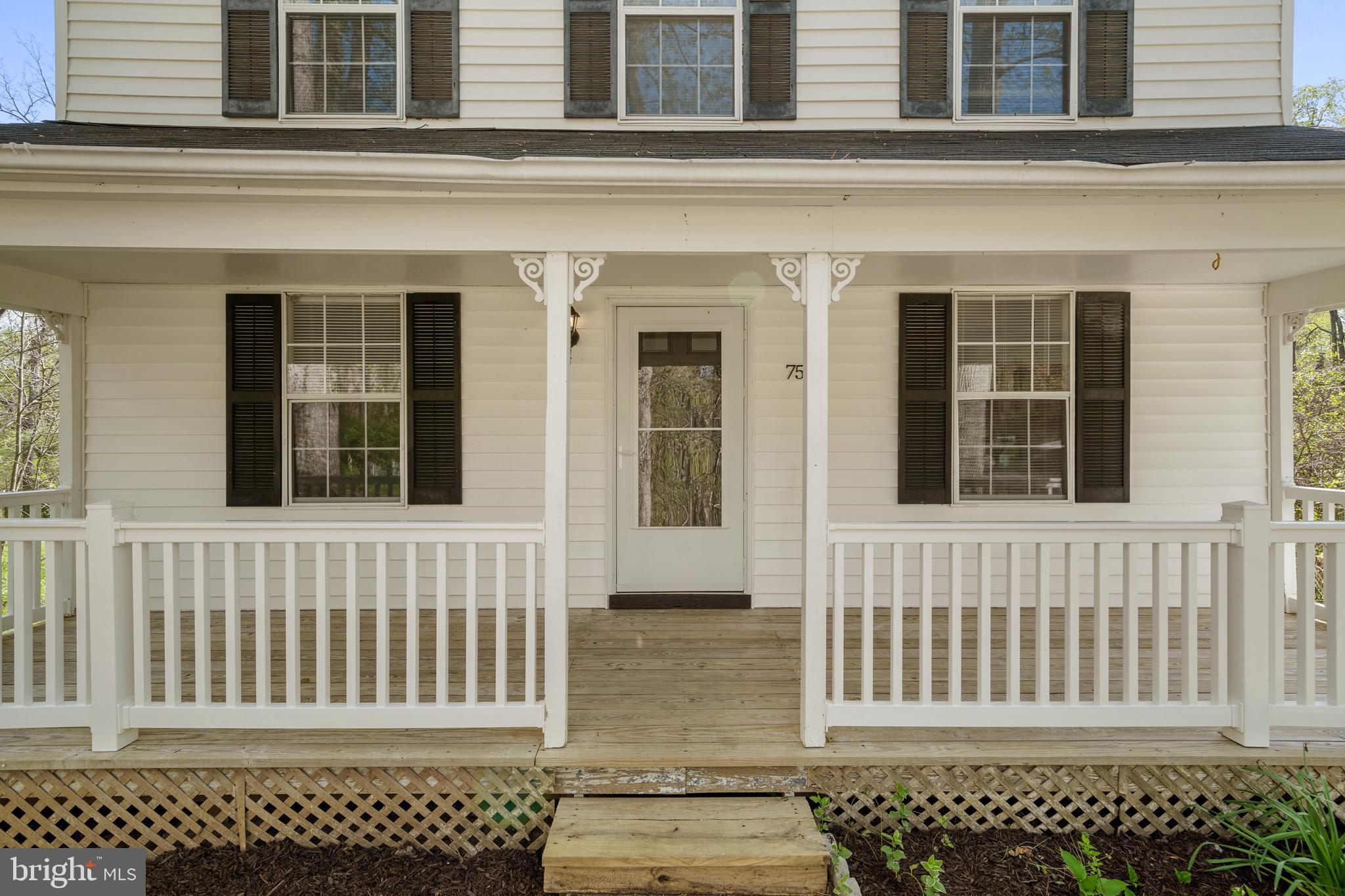 OLD BAYSIDE - Residential