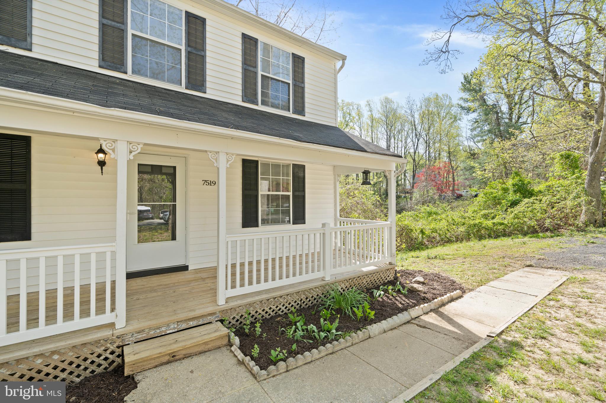 OLD BAYSIDE - Residential