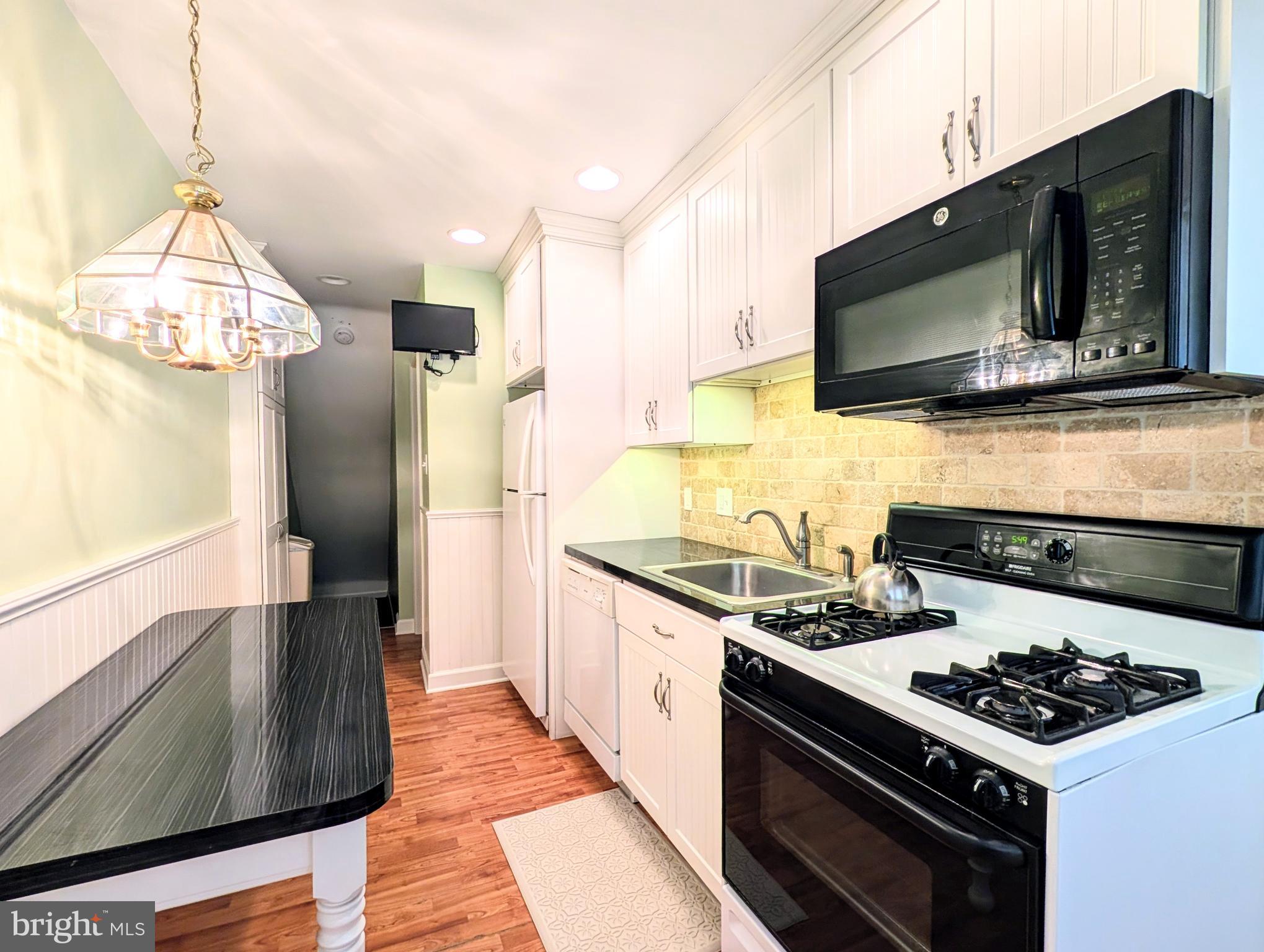 SWARTHMOREWOOD - Residential