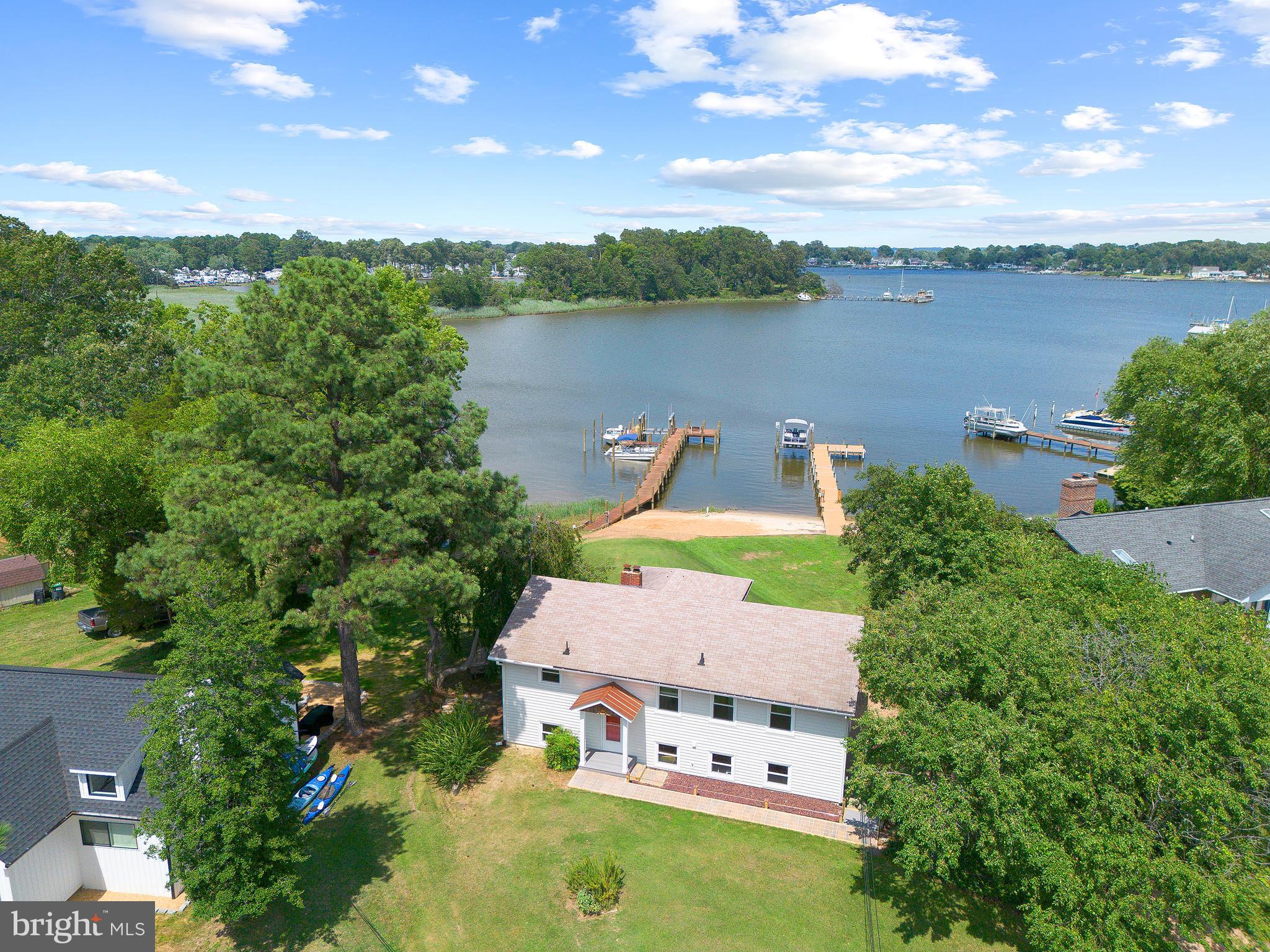 🏡 Waterfront Oasis – 4BR/3BA with Private Sandy Beach! 🌊
Live the Rivah life every day in this amazing 4-bedroom, 3 full bath home, perfectly situated on a serene waterfront lot with your own private sandy beach! Tucked in a quiet, sought-after neighborhood with a voluntary community association, you'll enjoy dock access, boat slip rentals, and the peaceful rhythm of waterside living.
Step inside to find major mechanicals already updated for you – including new HVAC, water heater, siding, garage doors, and windows throughout. The bathrooms have been tastefully renovated, and the lower level features a brand new full bath with walk-out access to the backyard and shoreline.
All that’s left? Bring your personal touches and style to make this home truly yours!
✨ Features:
4 Spacious Bedrooms
3 Full Bathrooms
Lower-Level Walk-Out to Water
Private Sandy Beach
Dock & Slip Access
Recently Updated Major Systems
New Windows Throughout
Voluntary HOA with Water Amenities
2-car Garage
Bonus Storage!
📍 This is more than a home — it’s your own slice of waterfront paradise. Don’t miss the chance to make it yours!
📞 Schedule your private showing today!