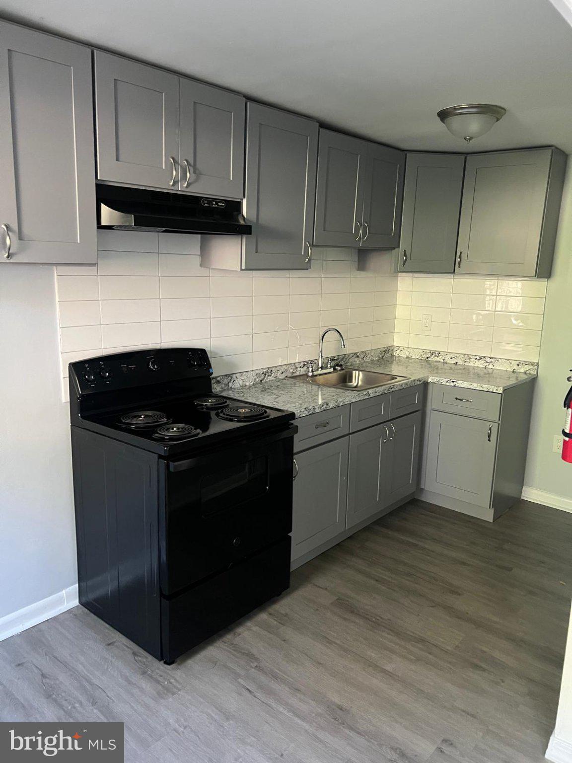 238 W 22ND STREET