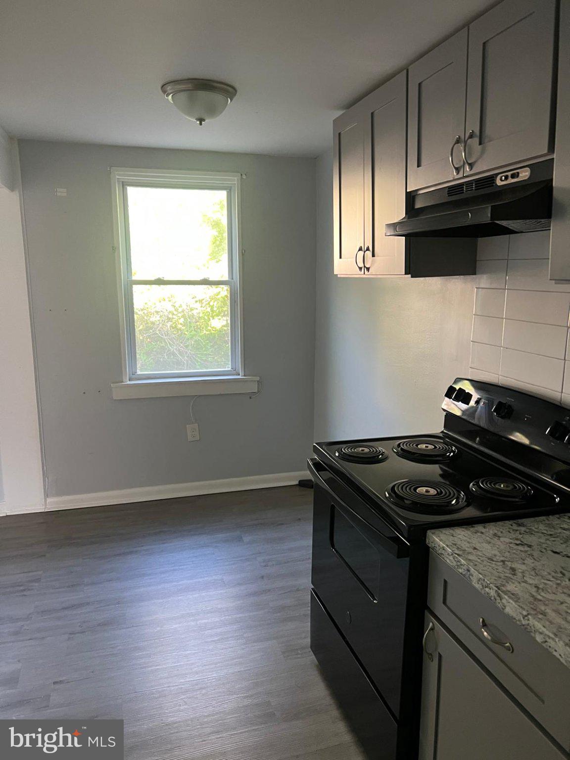 238 W 22ND STREET