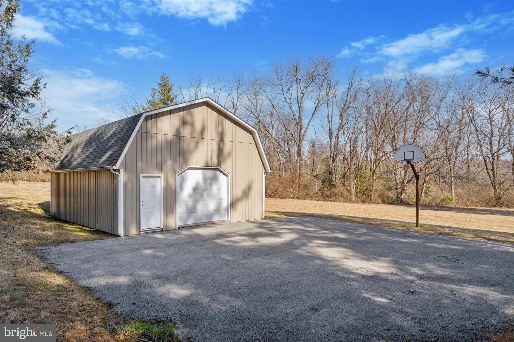 DOWNINGTOWN - Residential