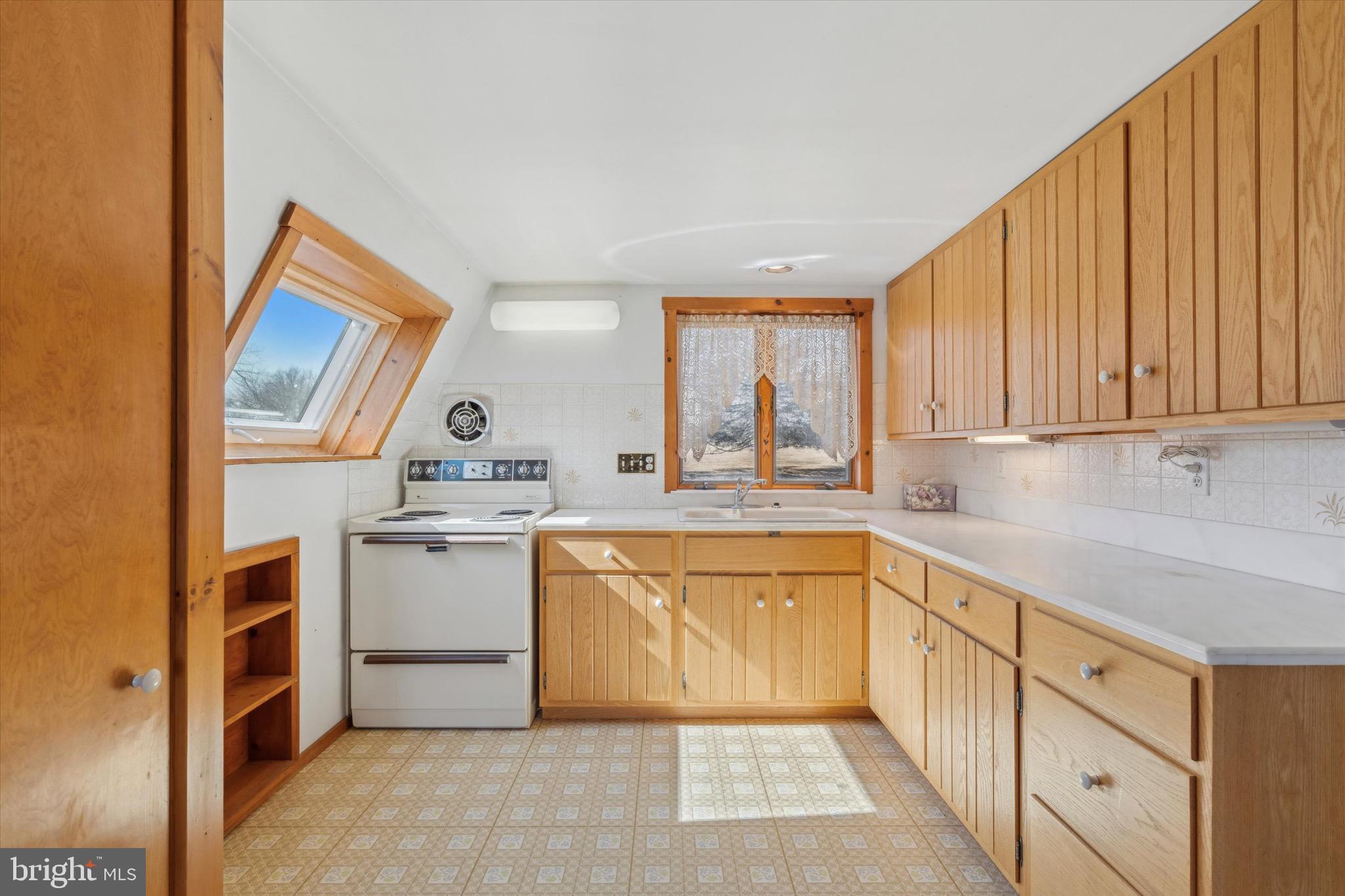 DOWNINGTOWN - Residential