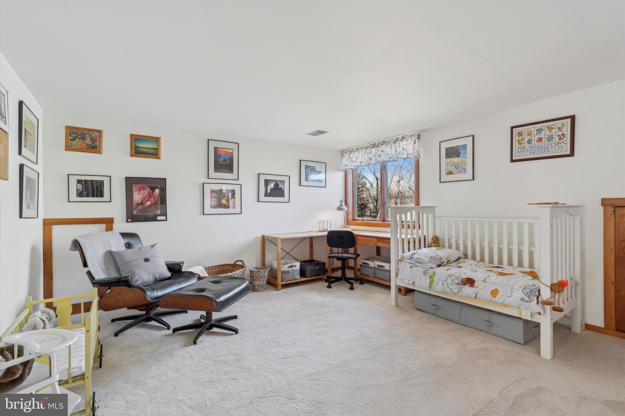 DOWNINGTOWN - Residential