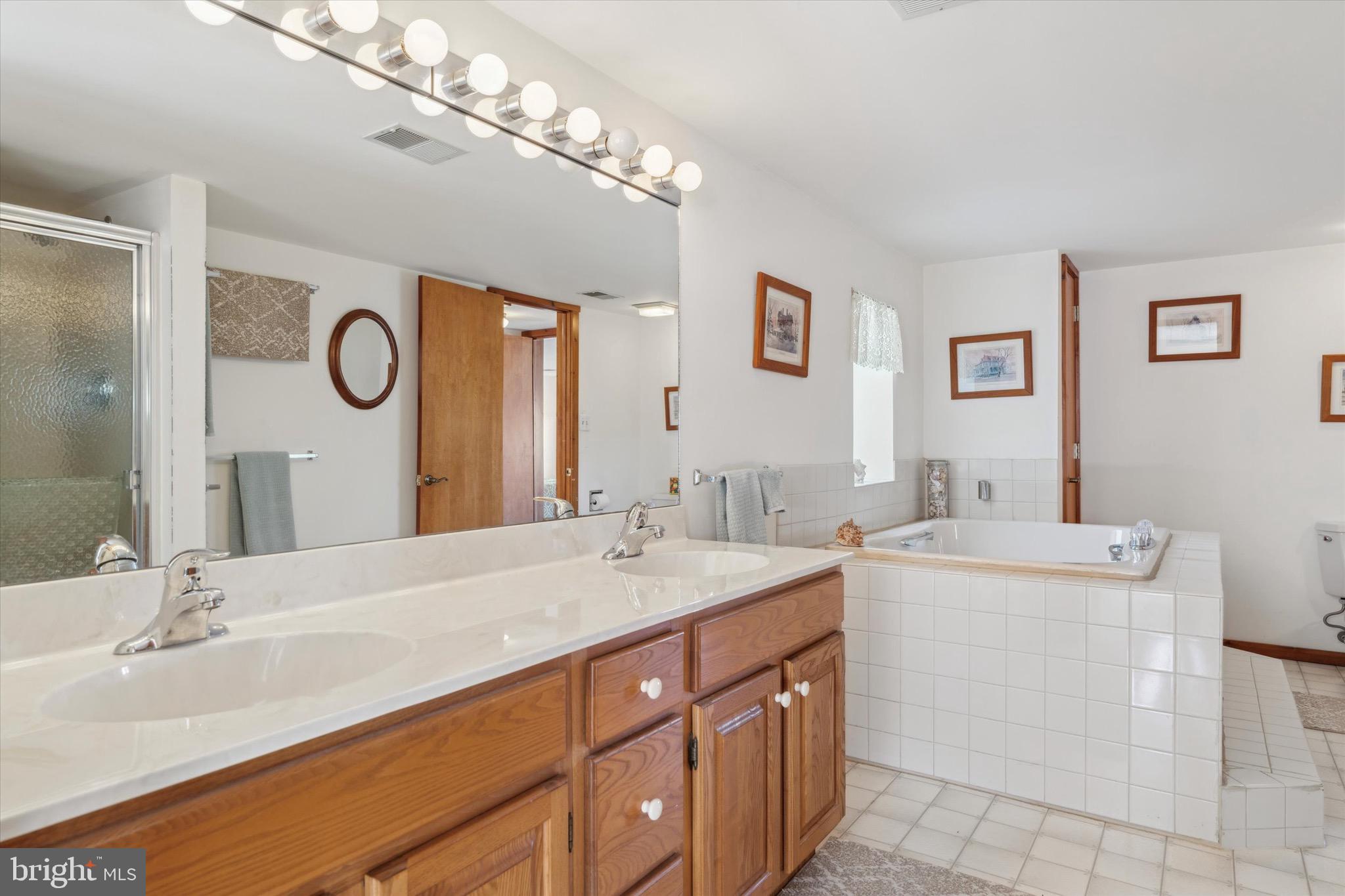 DOWNINGTOWN - Residential