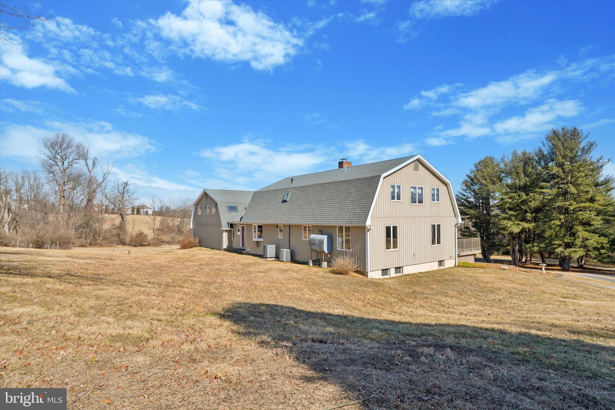 DOWNINGTOWN - Residential