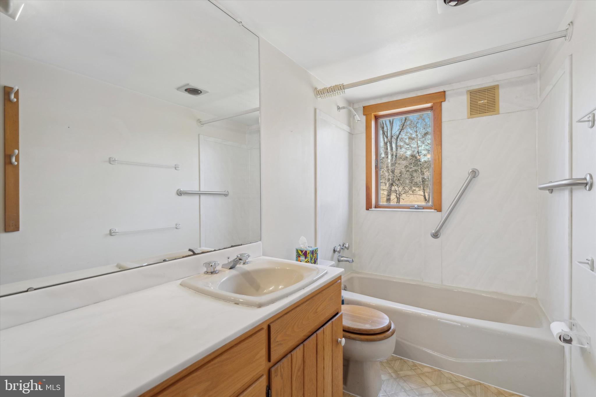 DOWNINGTOWN - Residential