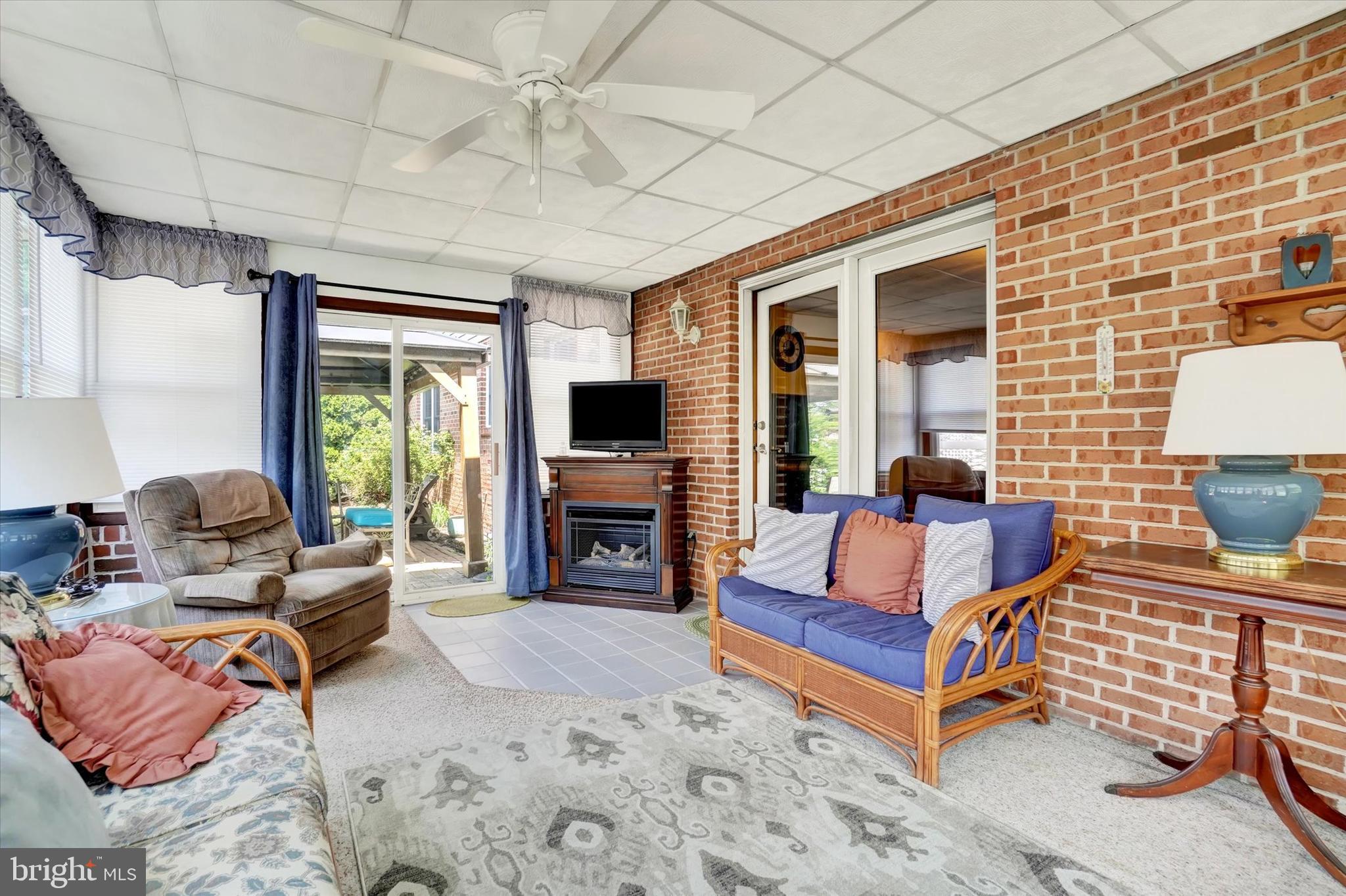 MARBROOKE - Residential