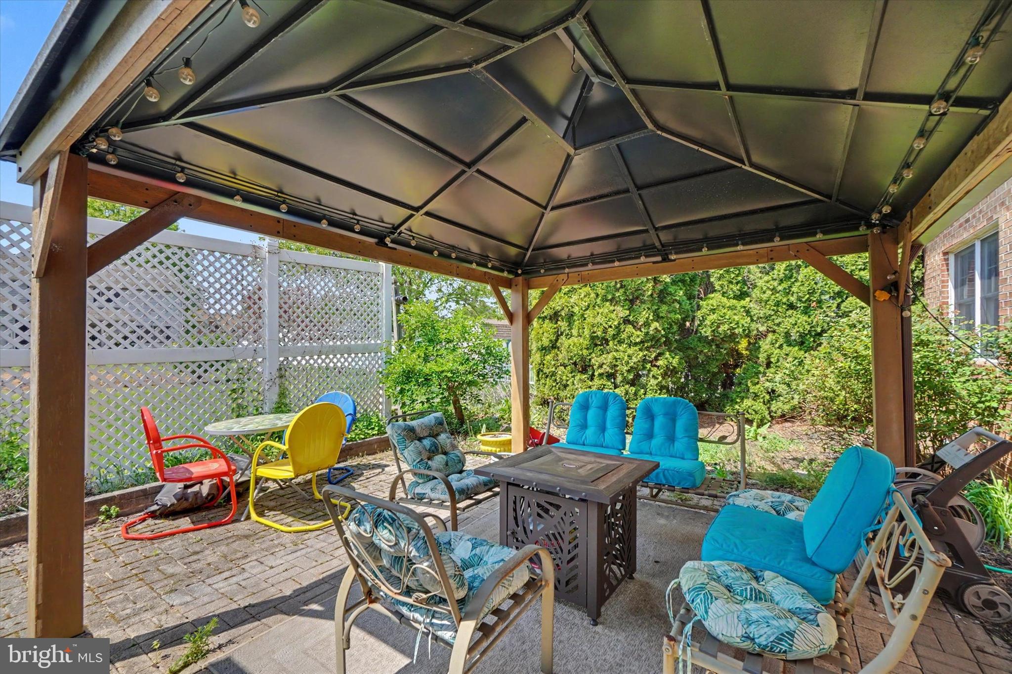 MARBROOKE - Residential