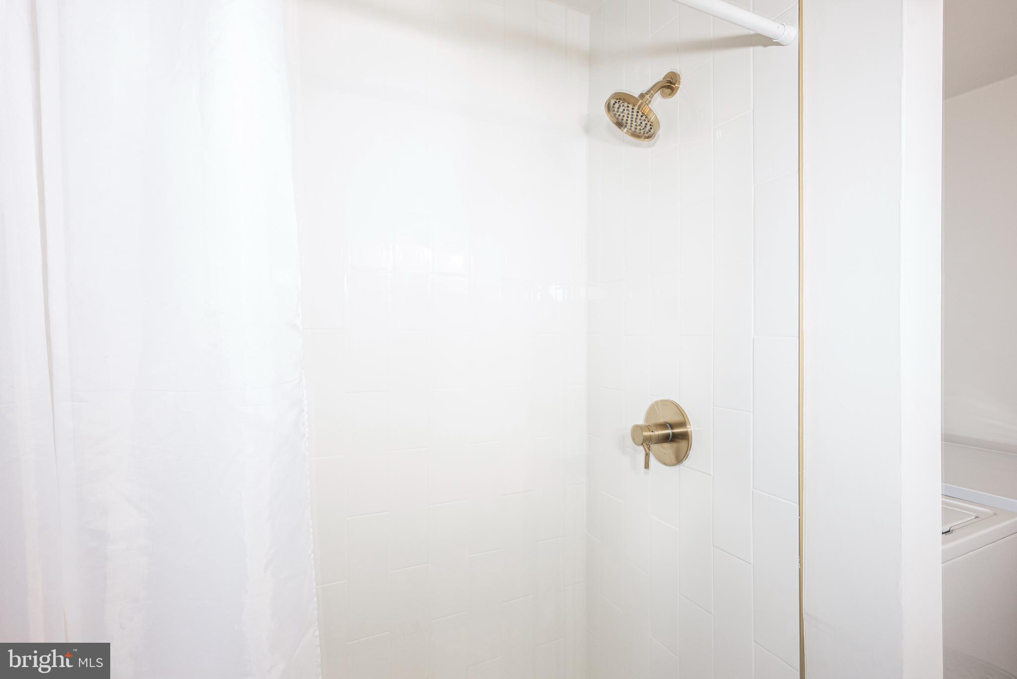 KENT ISLAND ESTATES - Residential