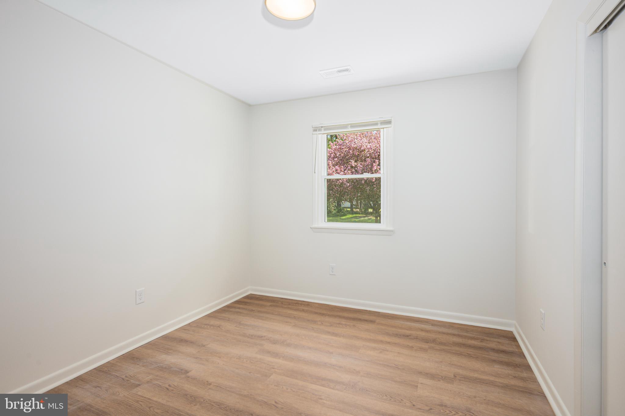 KENT ISLAND ESTATES - Residential