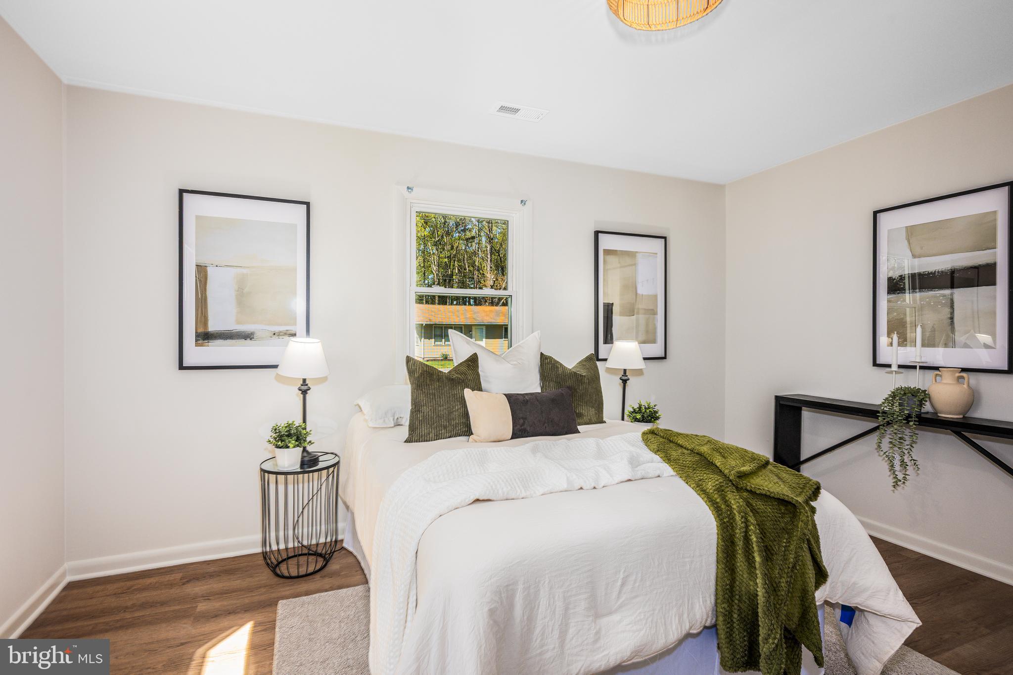 KENT ISLAND ESTATES - Residential