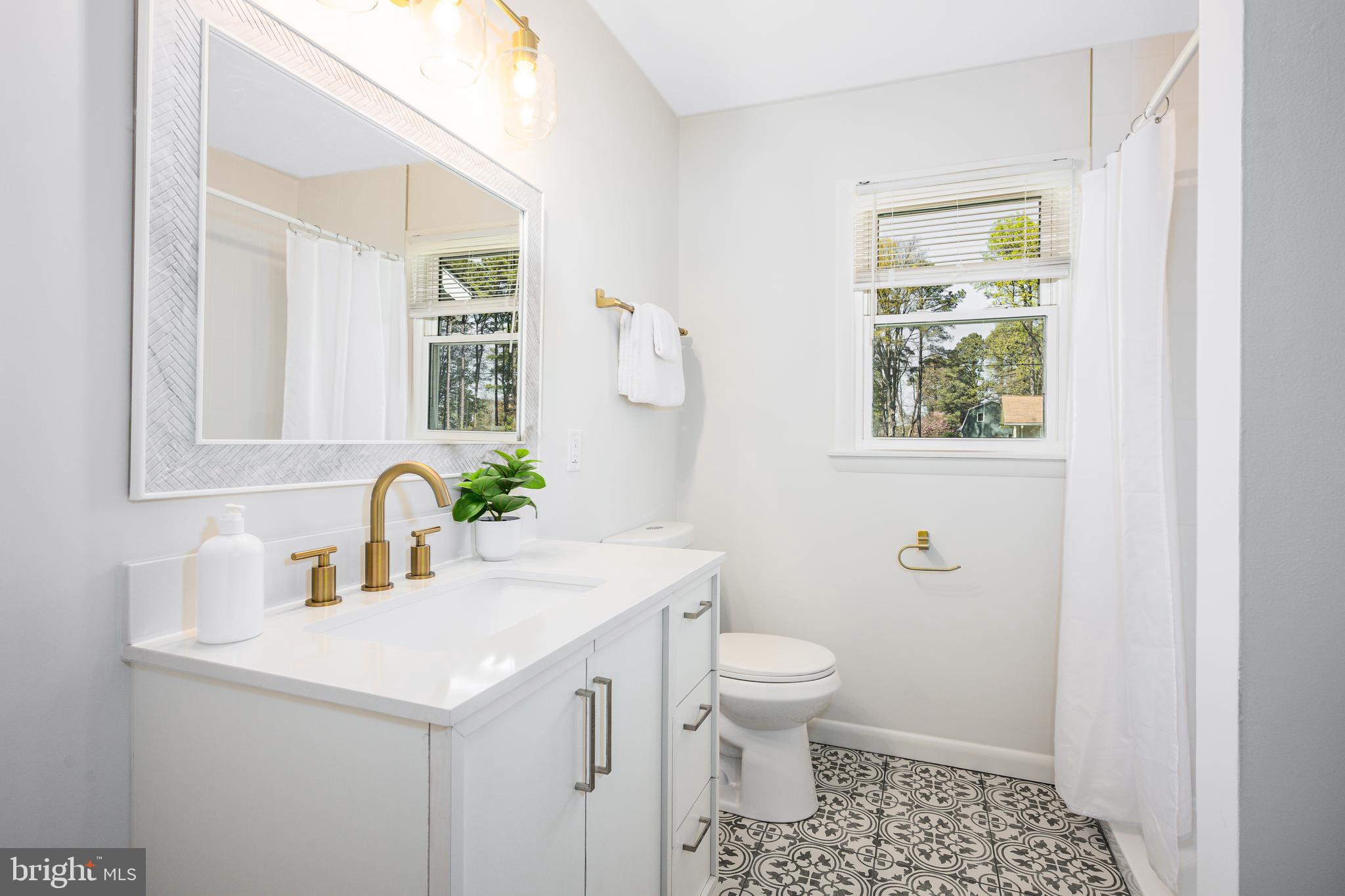 KENT ISLAND ESTATES - Residential