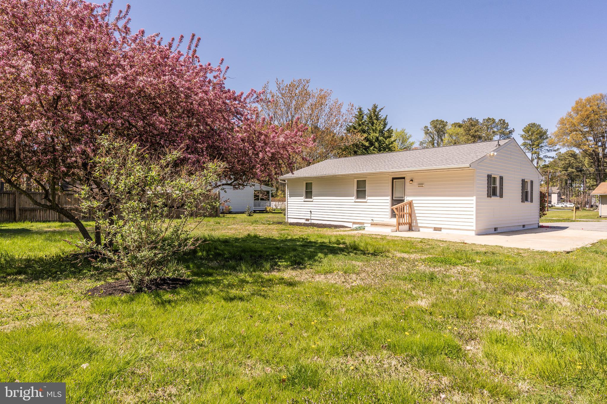 KENT ISLAND ESTATES - Residential