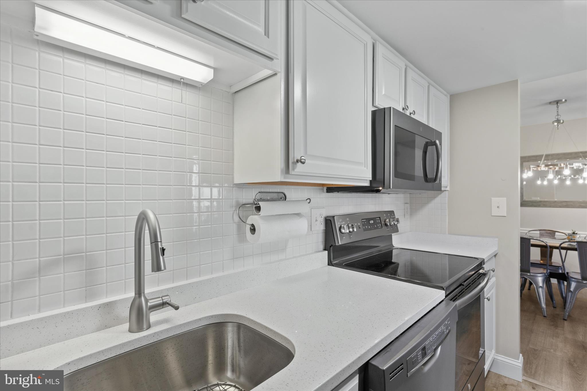 SEA COLONY EAST - Residential