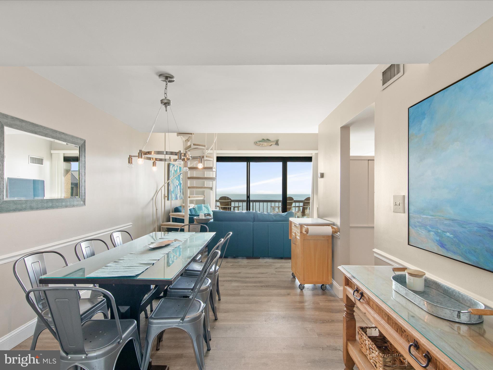 SEA COLONY EAST - Residential