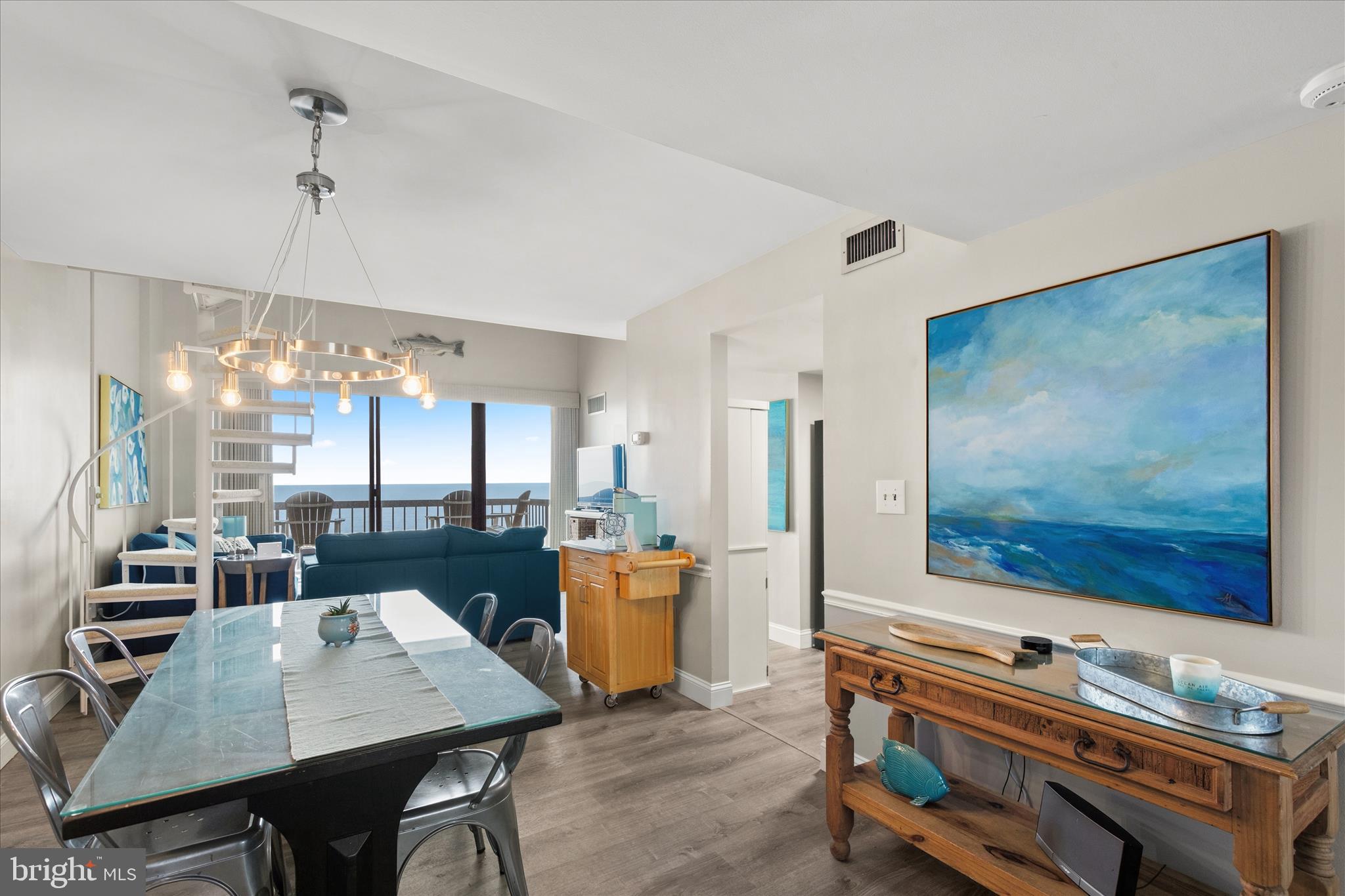 SEA COLONY EAST - Residential