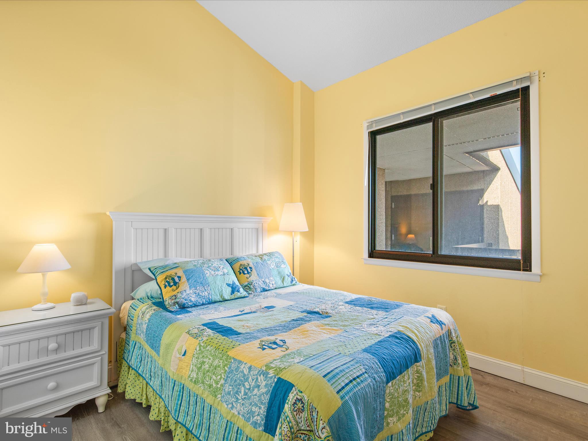 SEA COLONY EAST - Residential