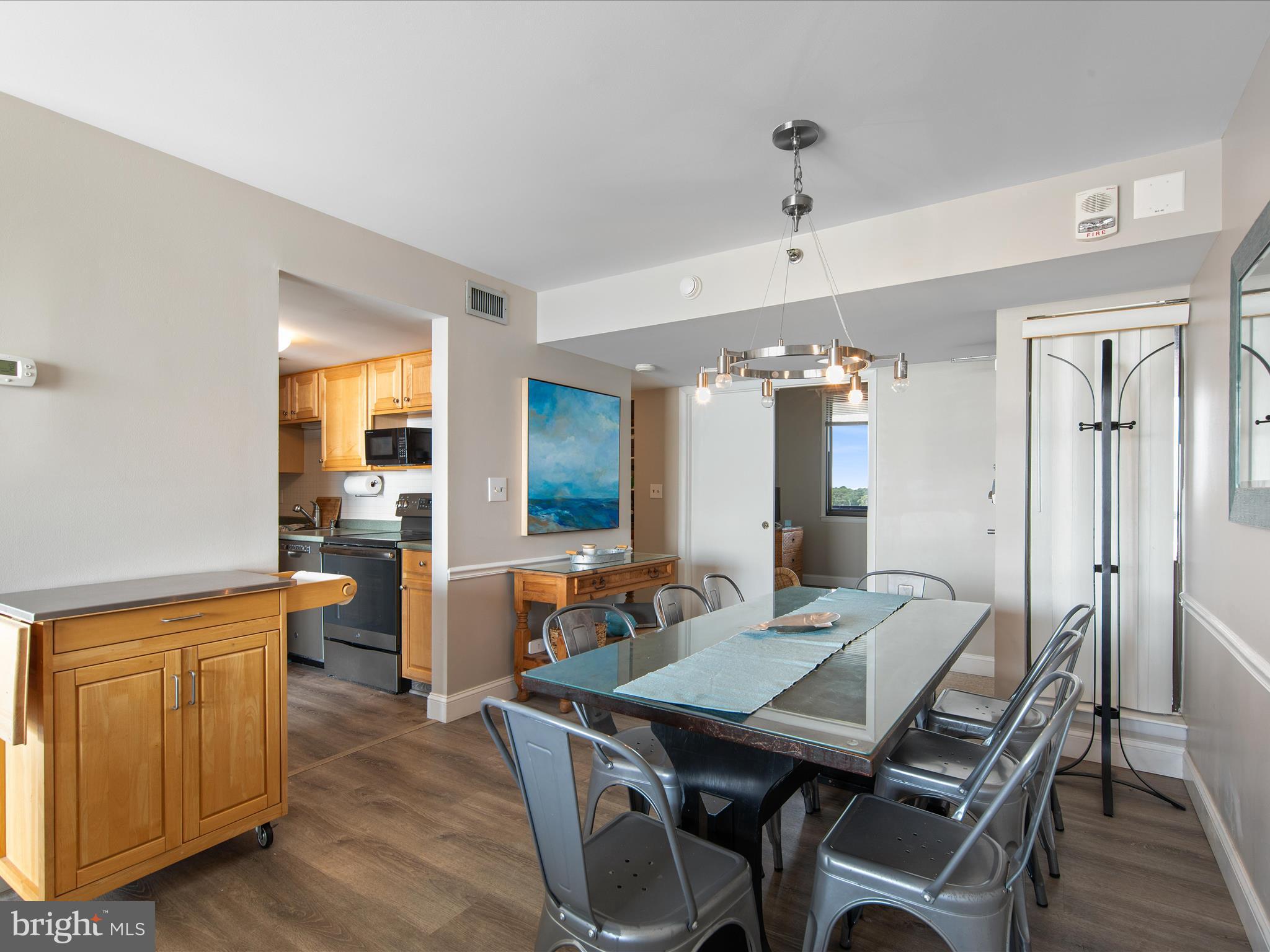 SEA COLONY EAST - Residential