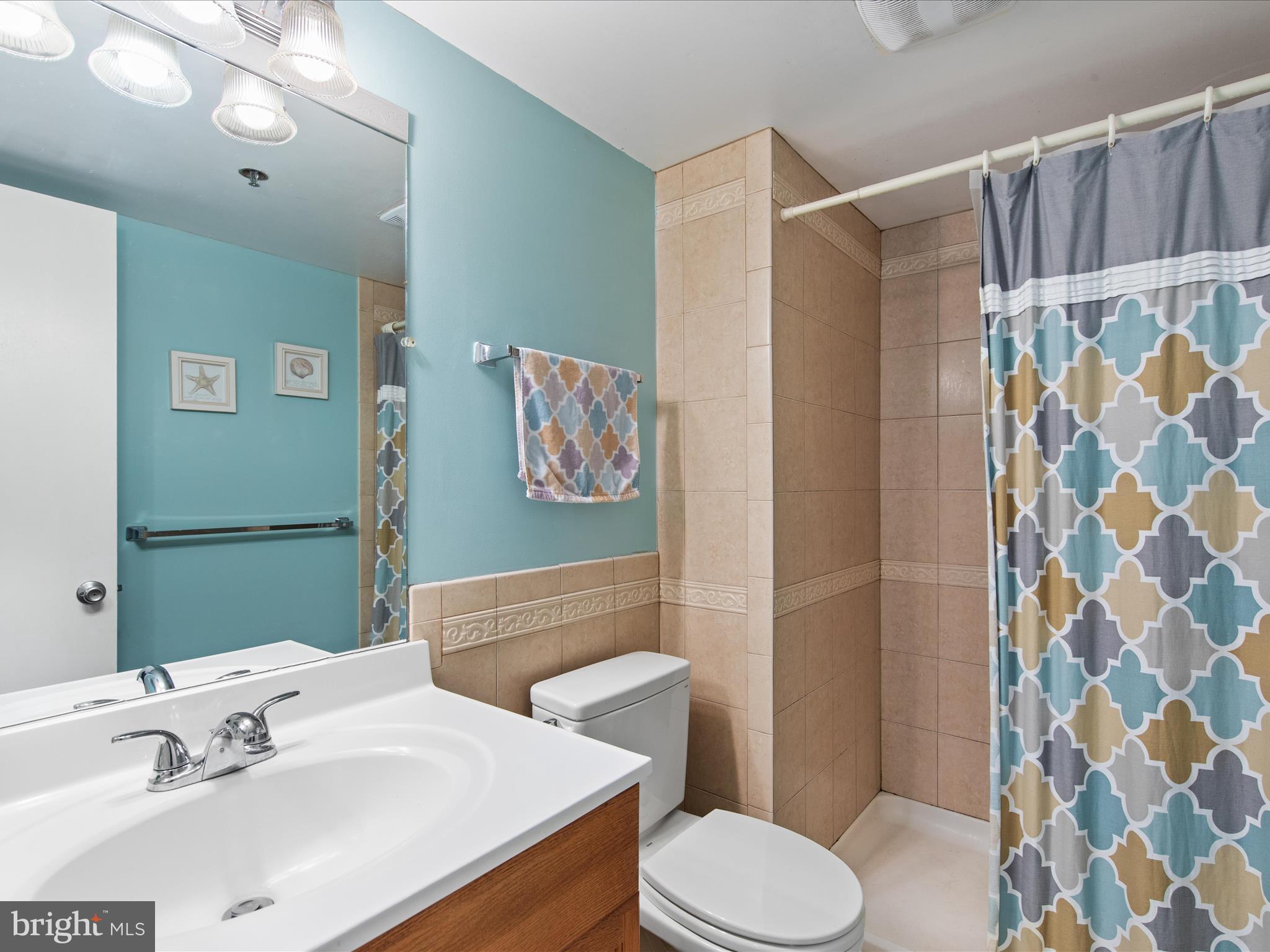 SEA COLONY EAST - Residential