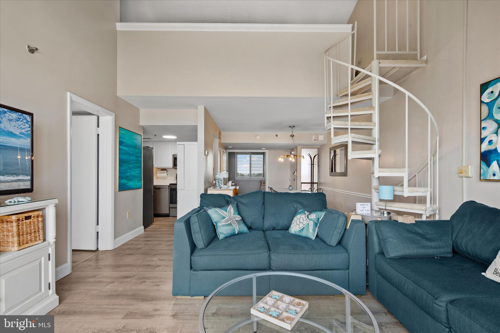SEA COLONY EAST - Residential