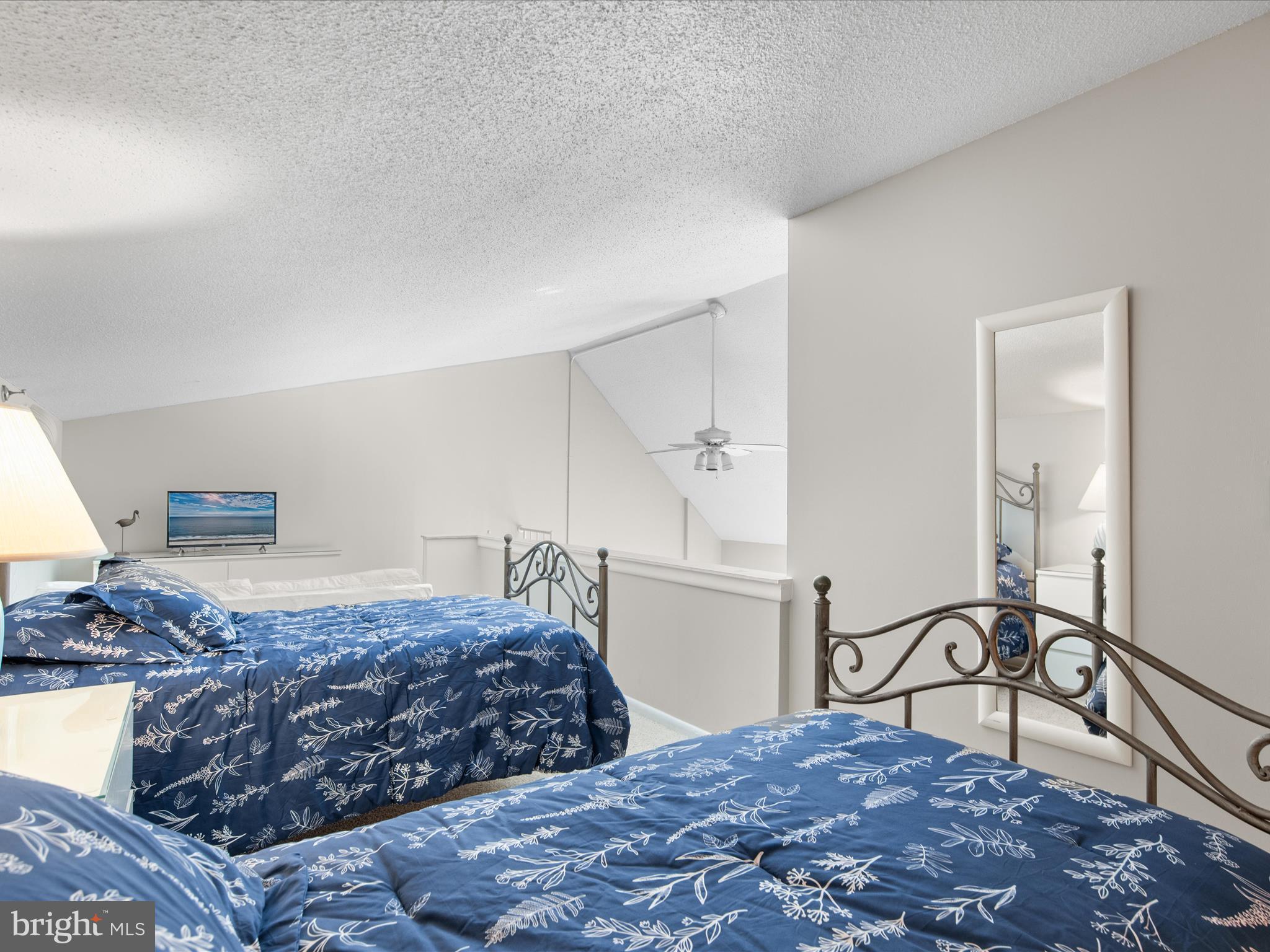 SEA COLONY EAST - Residential