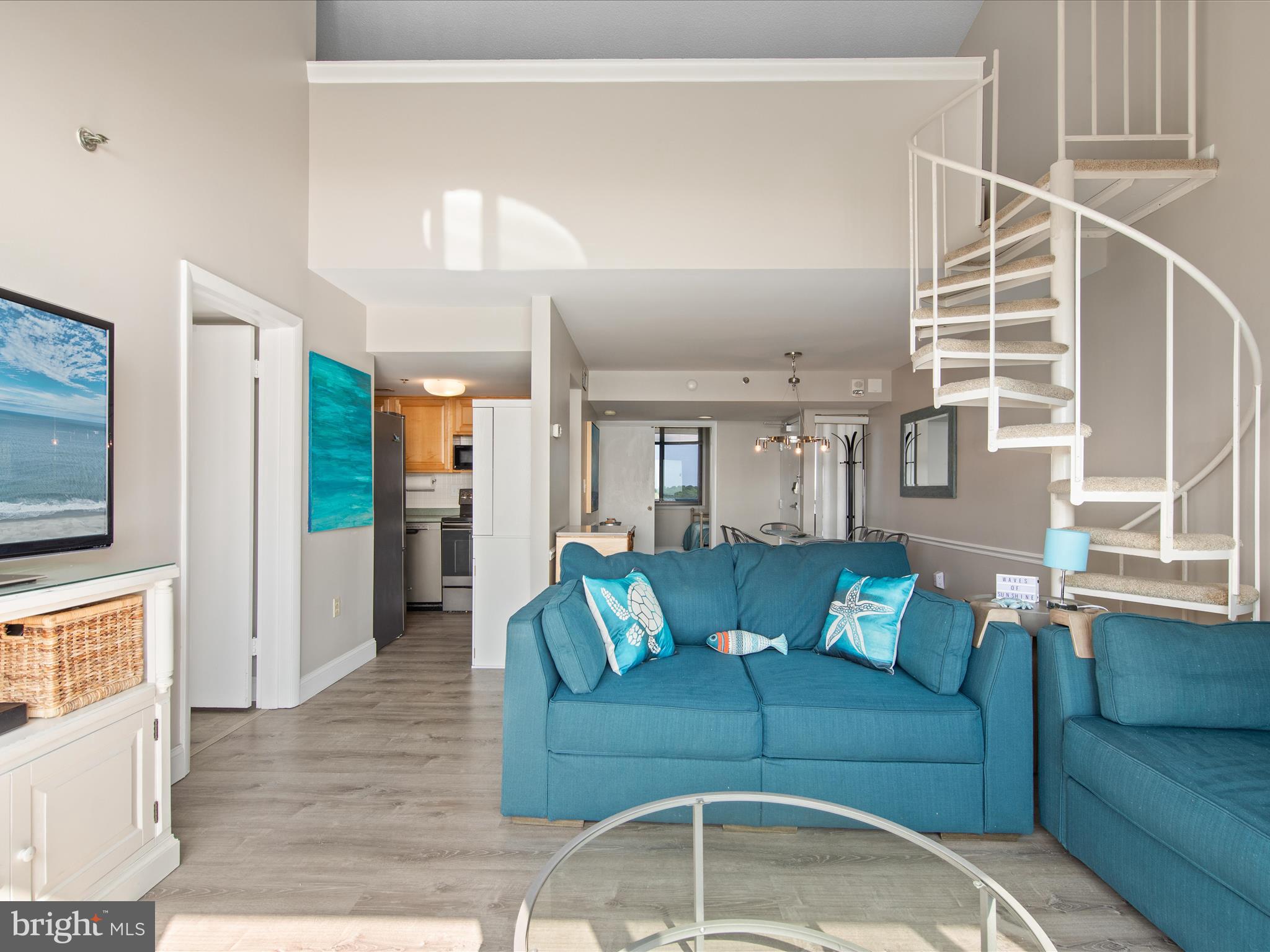 SEA COLONY EAST - Residential