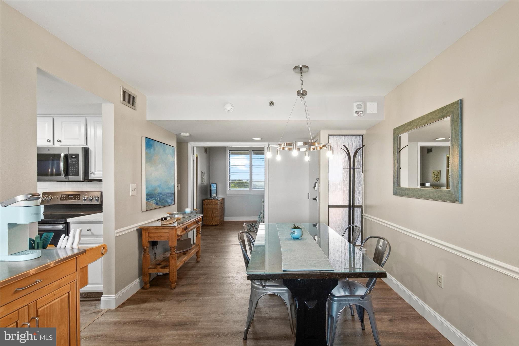 SEA COLONY EAST - Residential