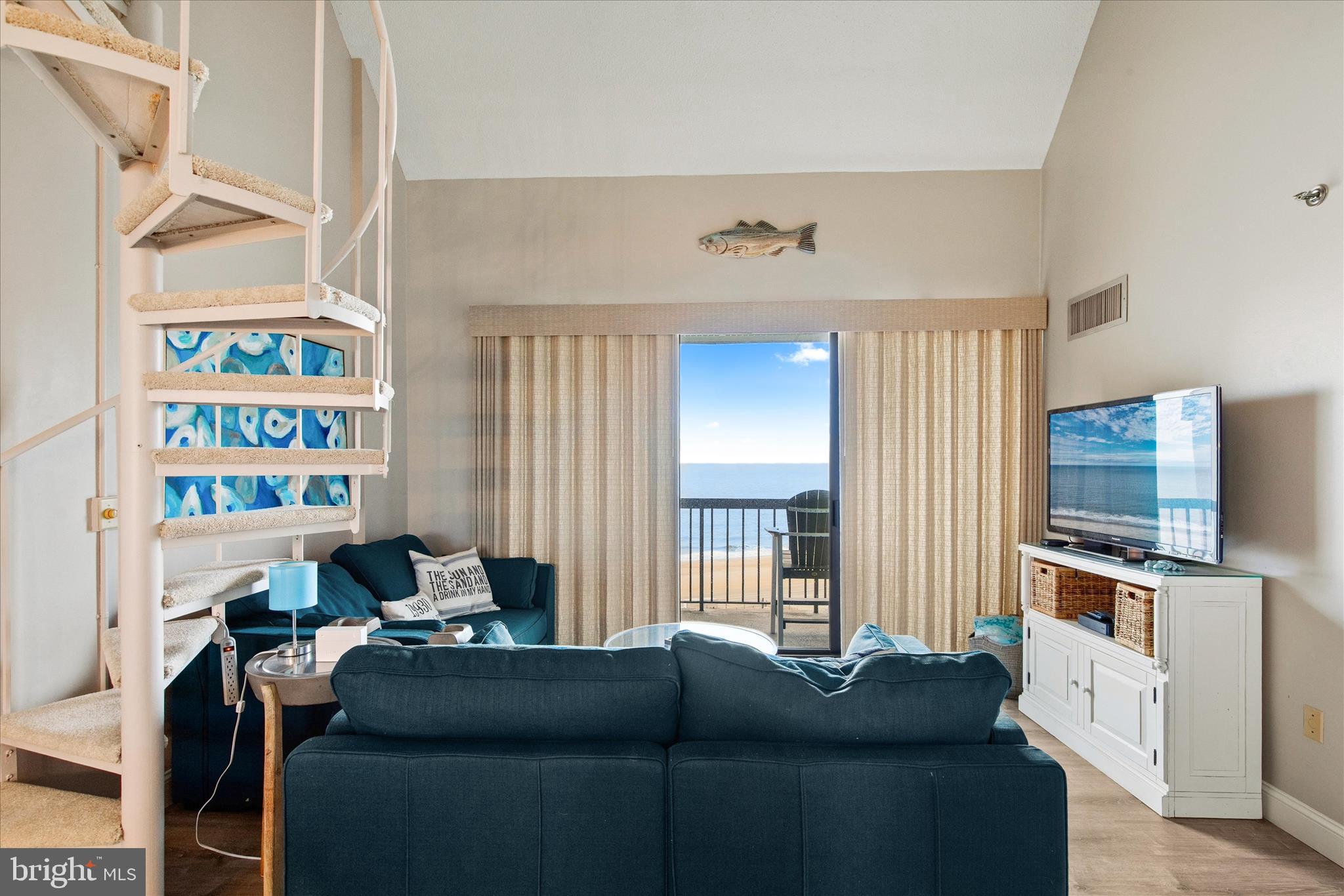 SEA COLONY EAST - Residential