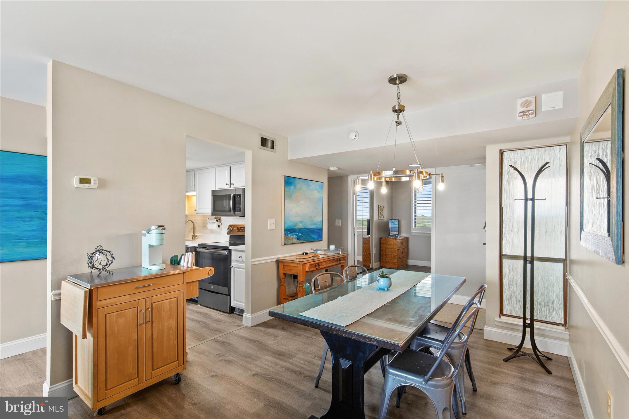 SEA COLONY EAST - Residential