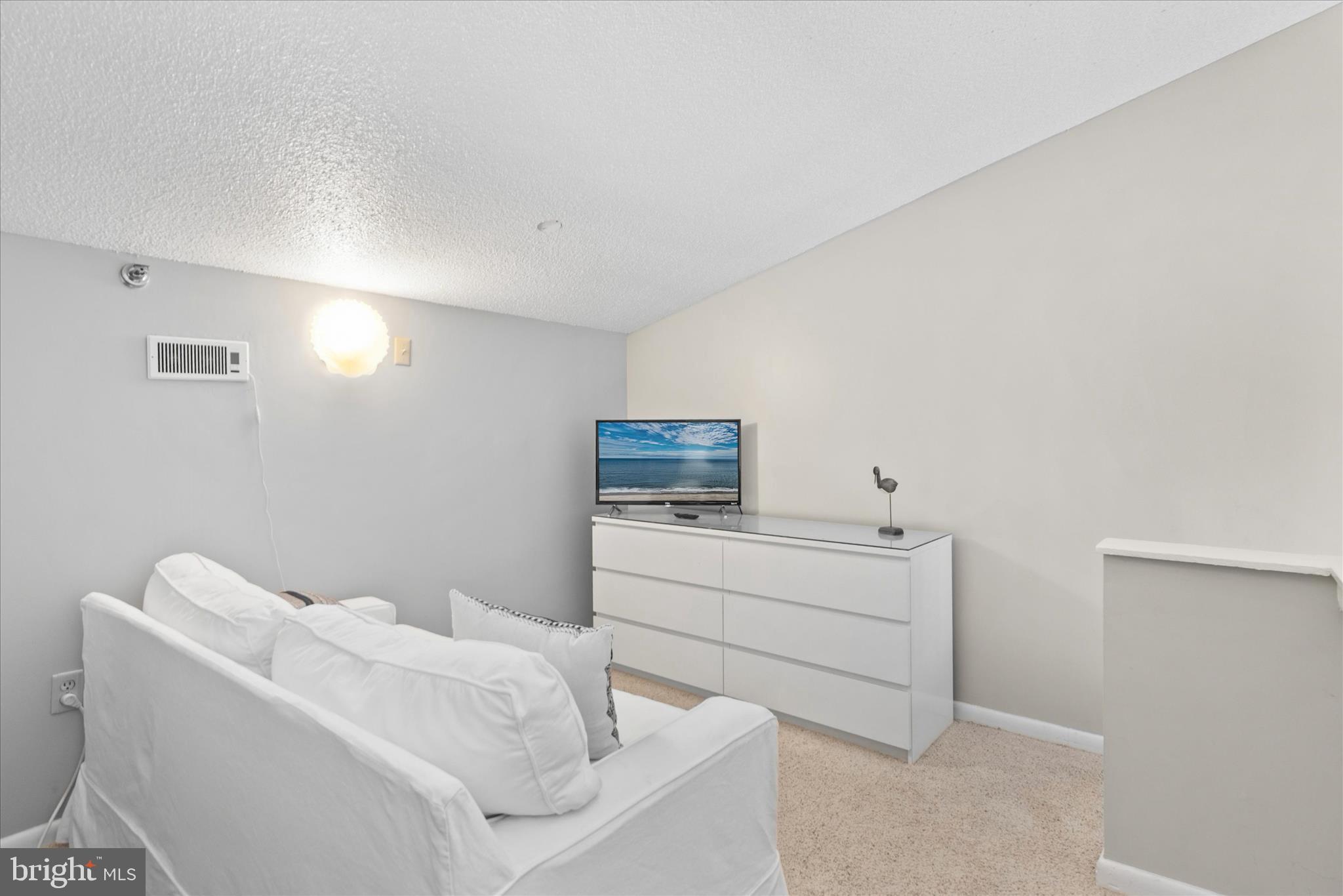 SEA COLONY EAST - Residential