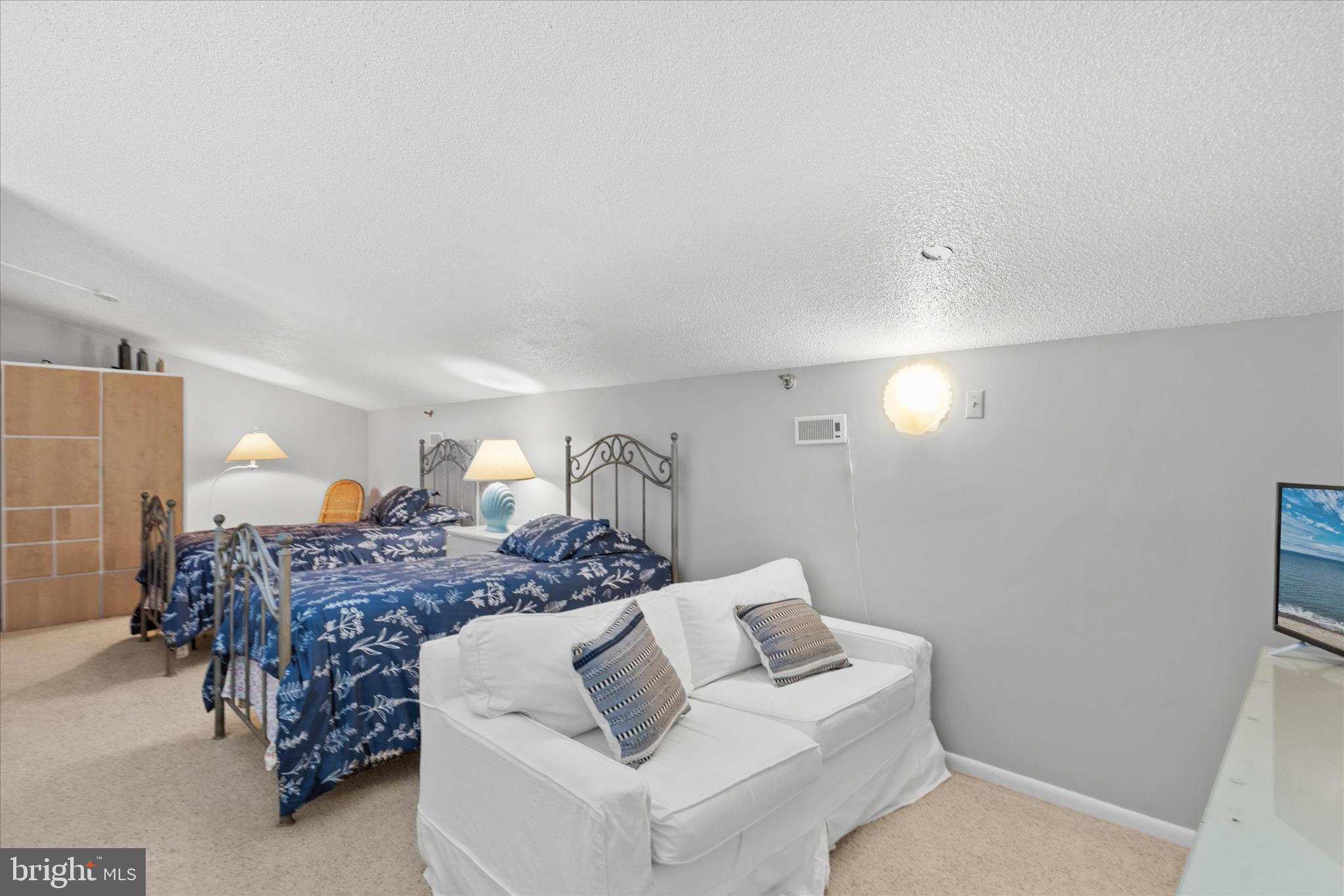SEA COLONY EAST - Residential