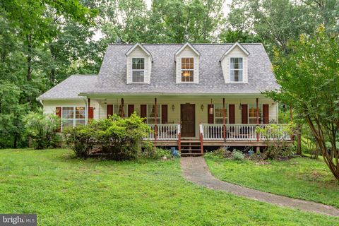 55 QUEEN MARYS LANE FREDERICKSBURG VA 22406