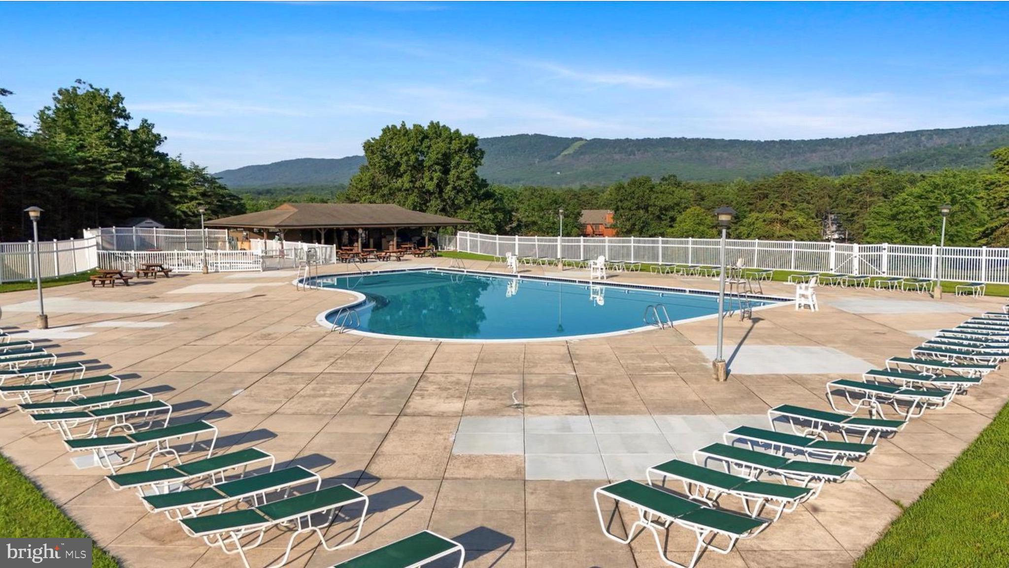 THE WOODS - Residential