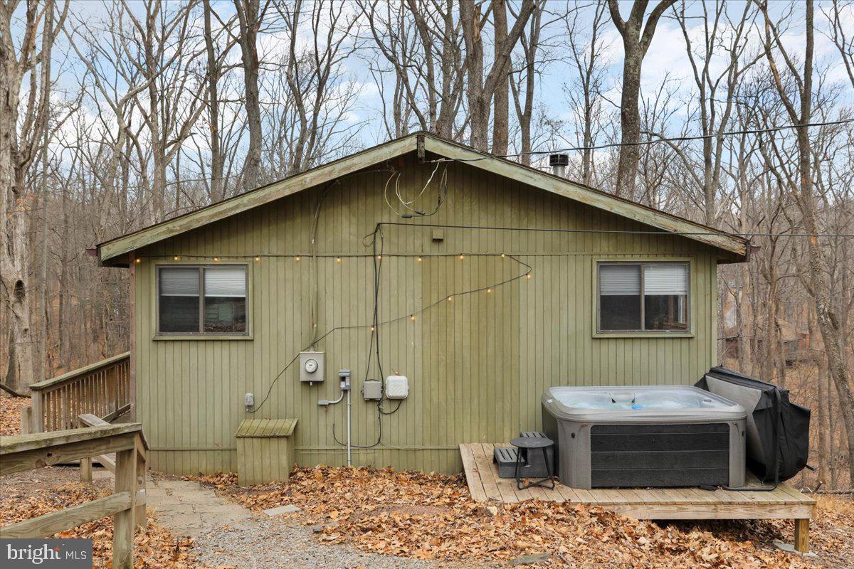 THE WOODS - Residential