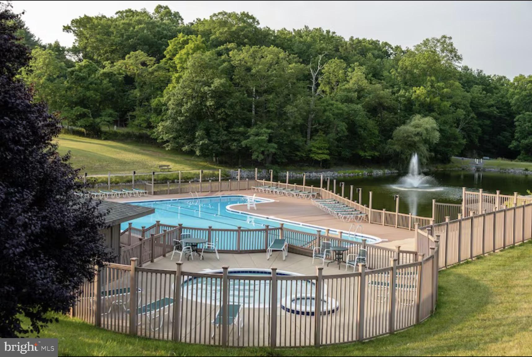 THE WOODS - Residential