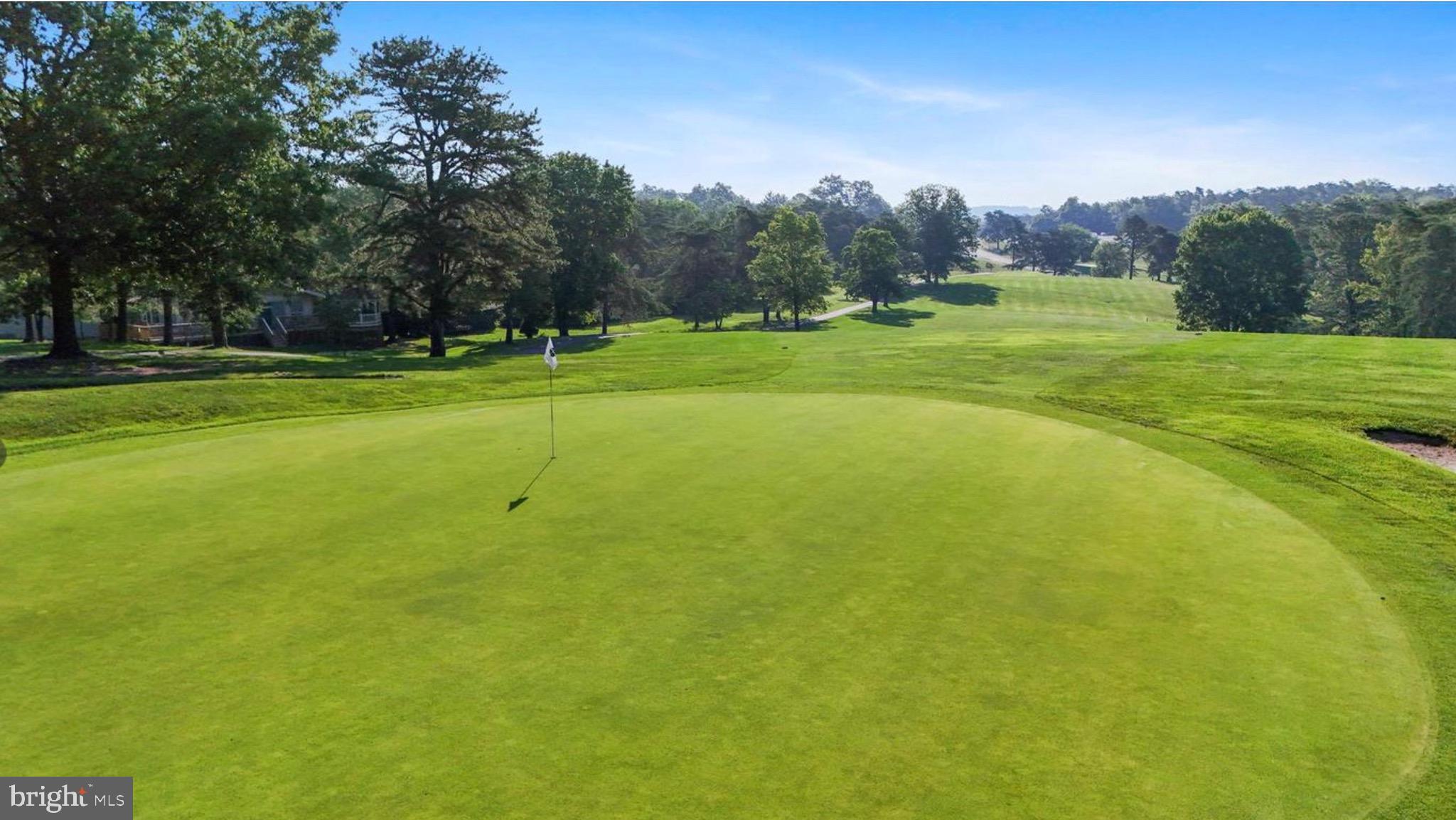 THE WOODS - Residential