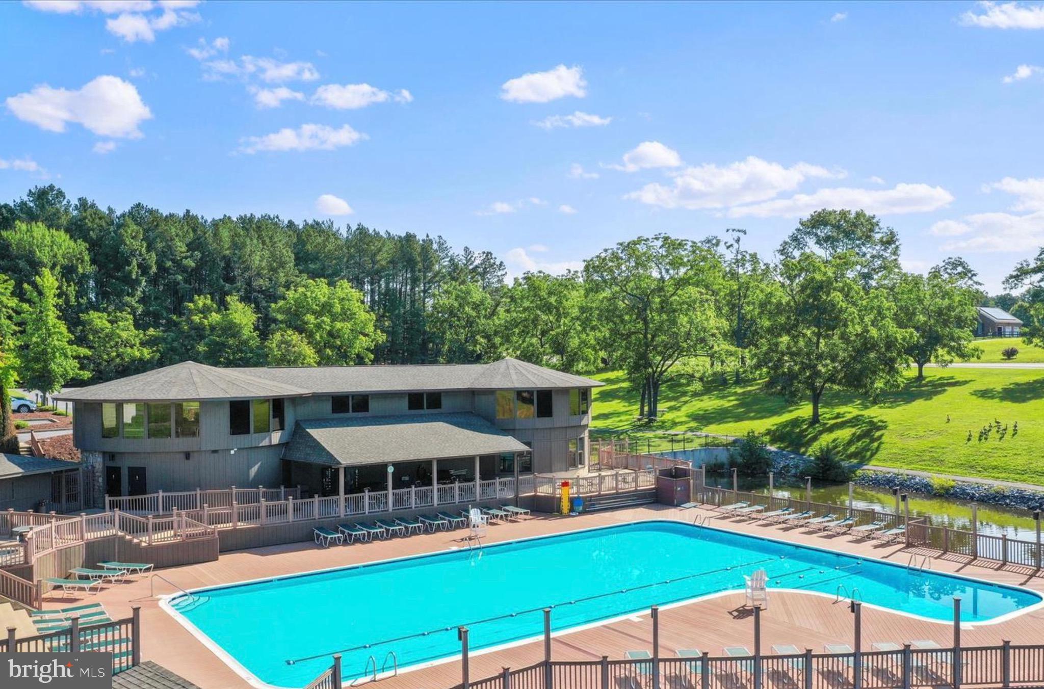 THE WOODS - Residential