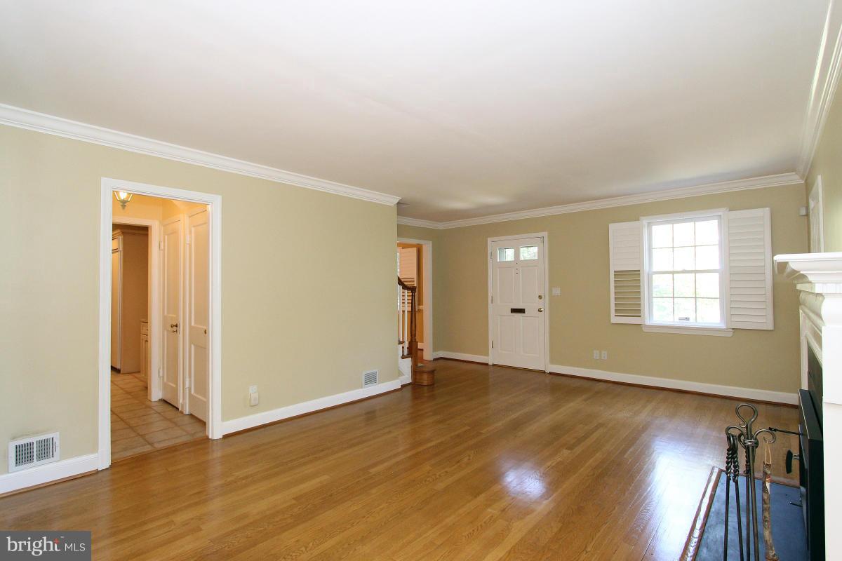 BRADLEY HILLS - Residential Lease