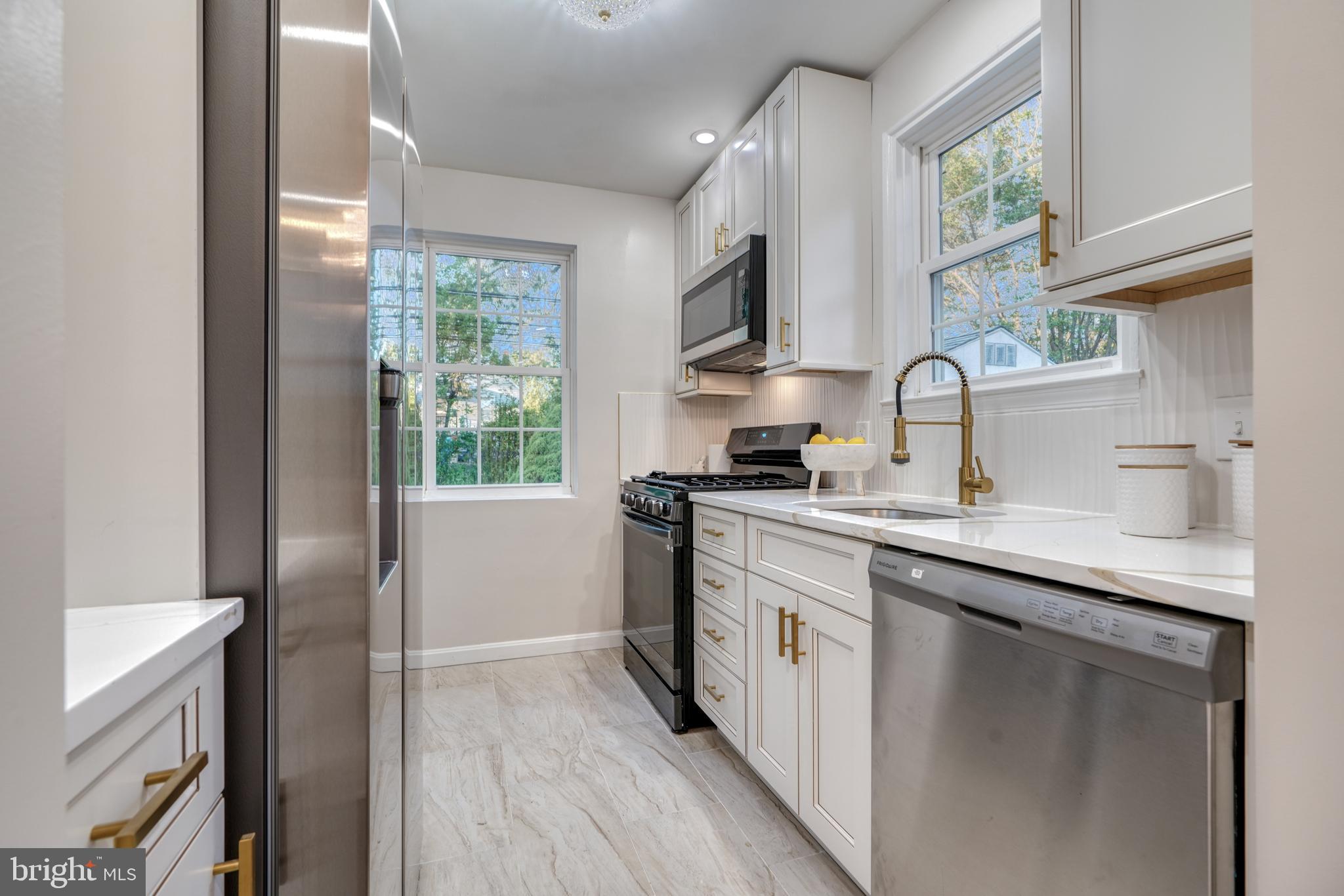 PARKVILLE - Residential