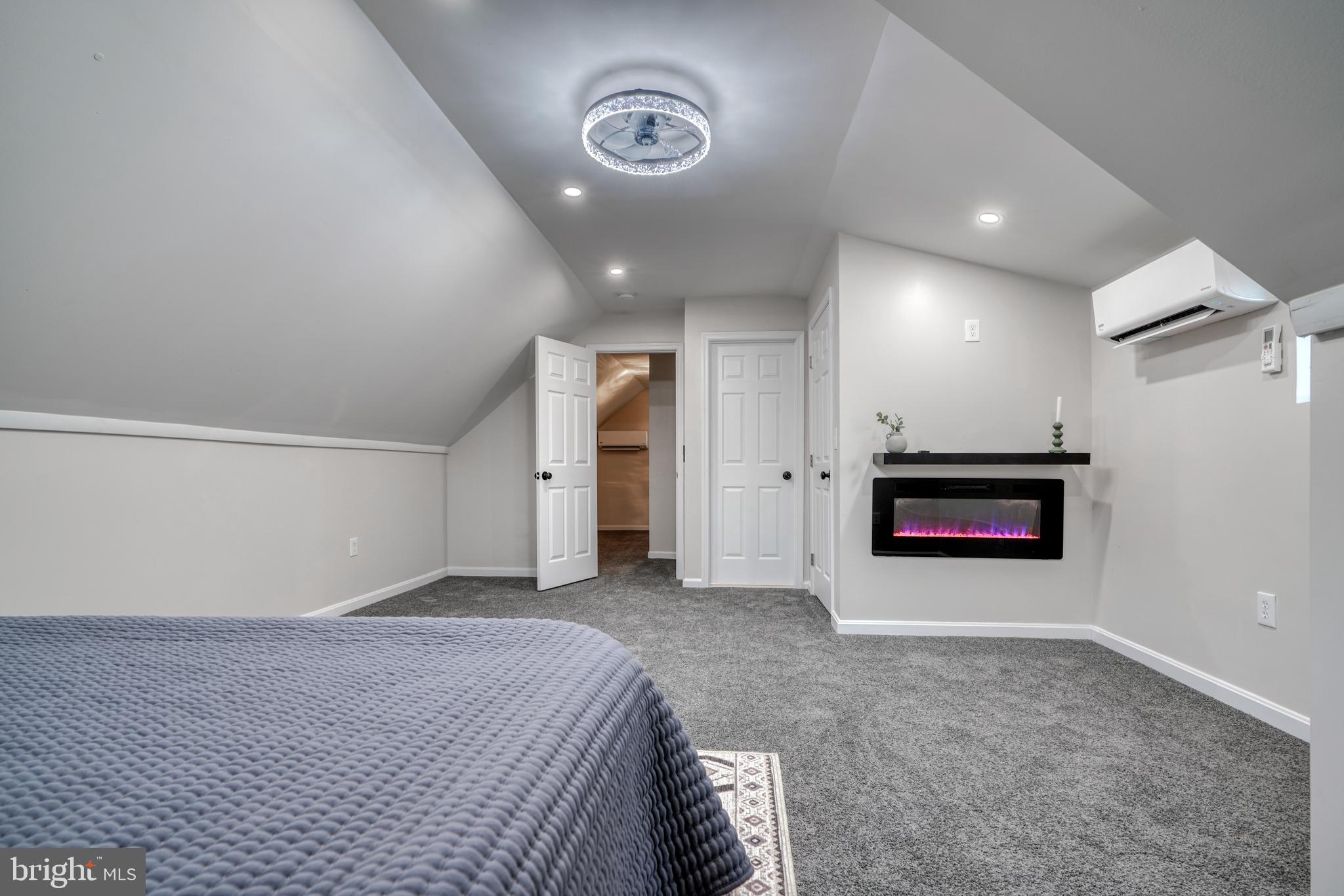 PARKVILLE - Residential