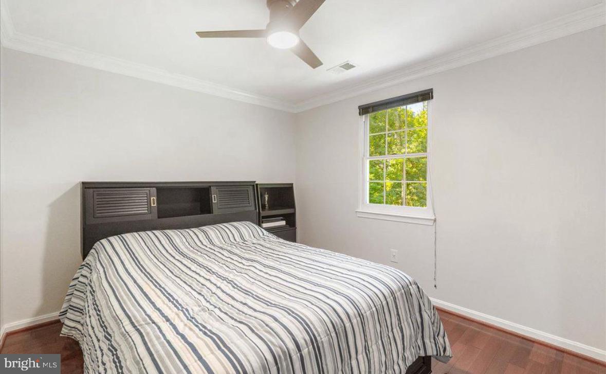 HUNTERS WOODS - Residential Lease