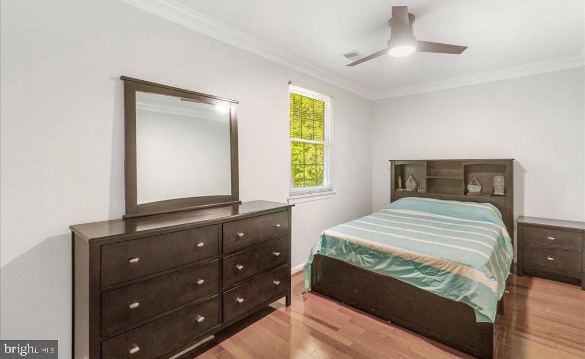 HUNTERS WOODS - Residential Lease