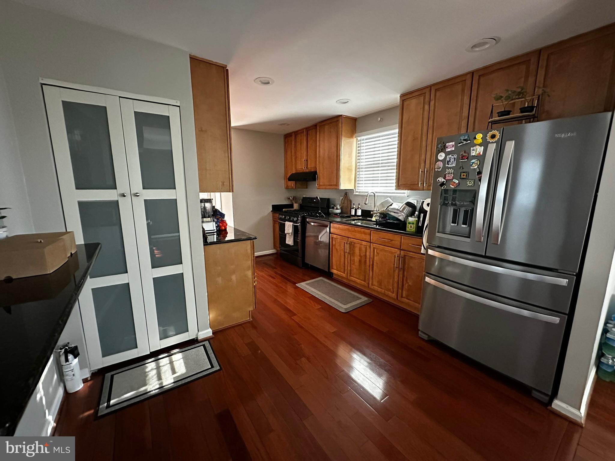 HUNTERS WOODS - Residential Lease