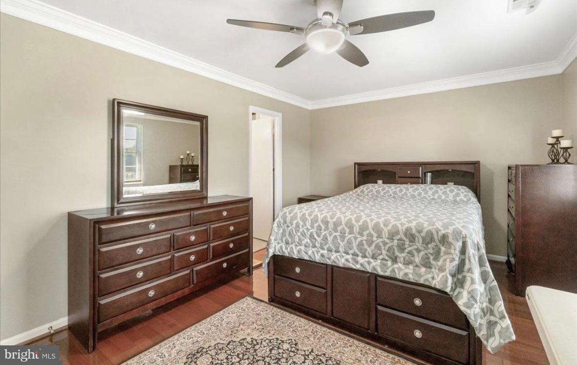 HUNTERS WOODS - Residential Lease