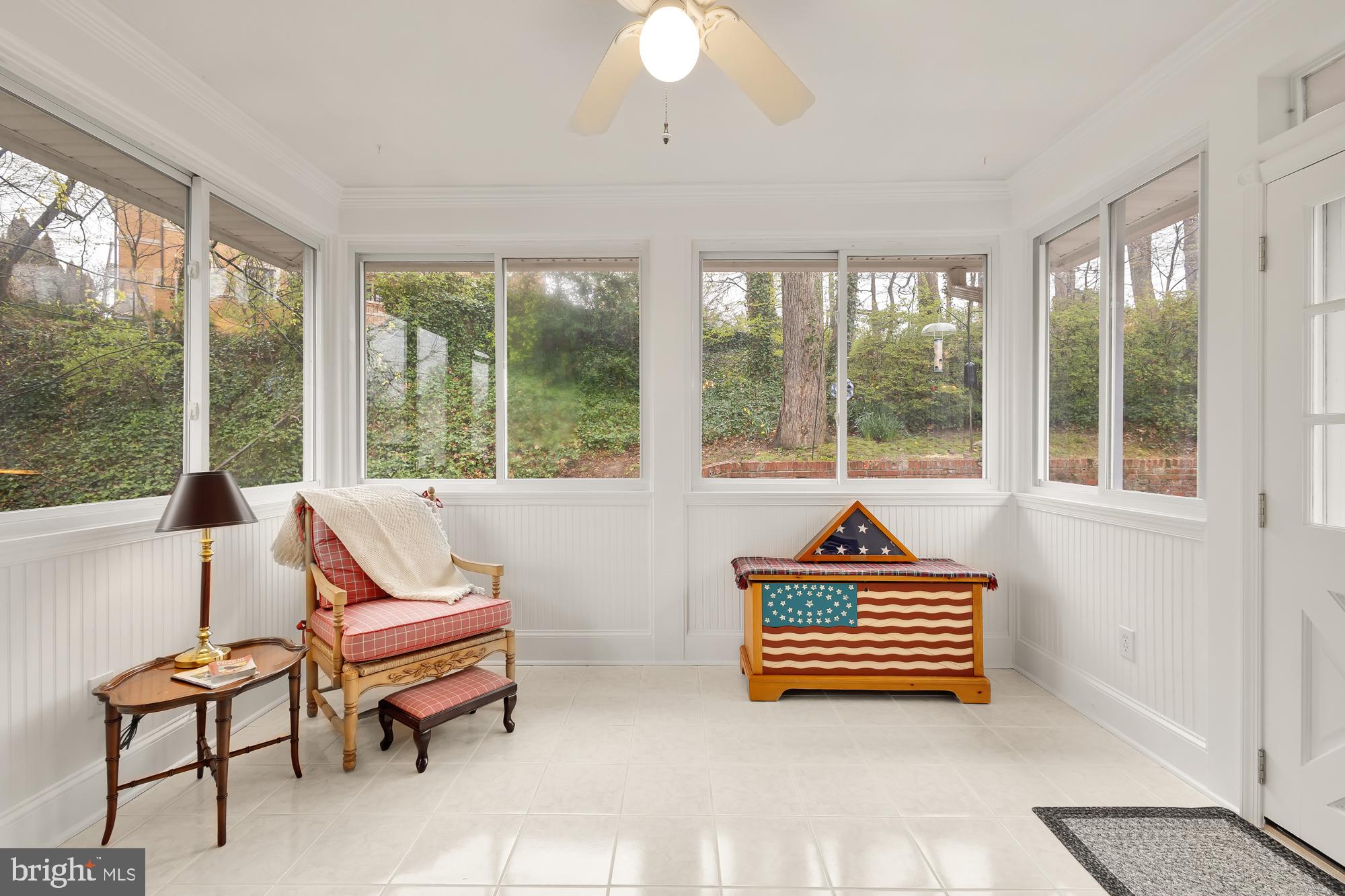 COUNTRY CLUB HILLS - Residential